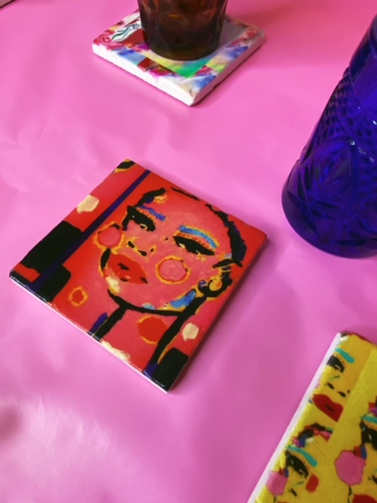 PINK FLOATING ORB CHEEKS MAMI MARBLE STONE COASTER